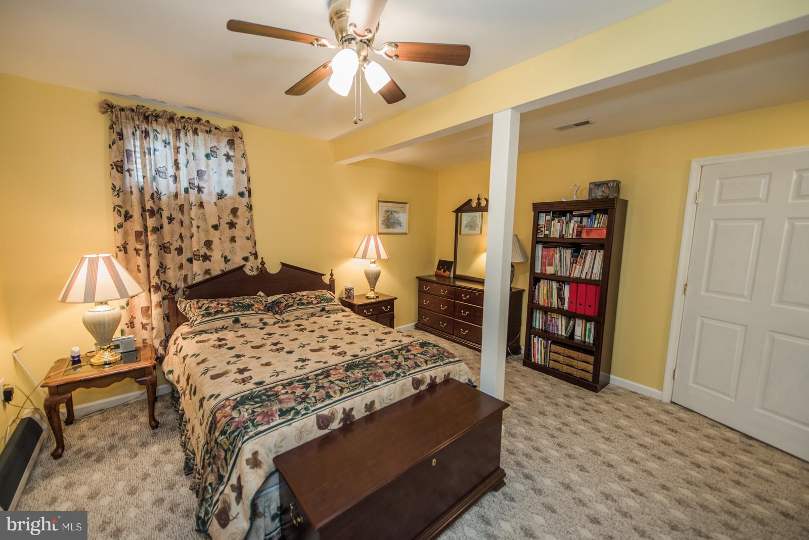 OLD MILL MANOR - Residential