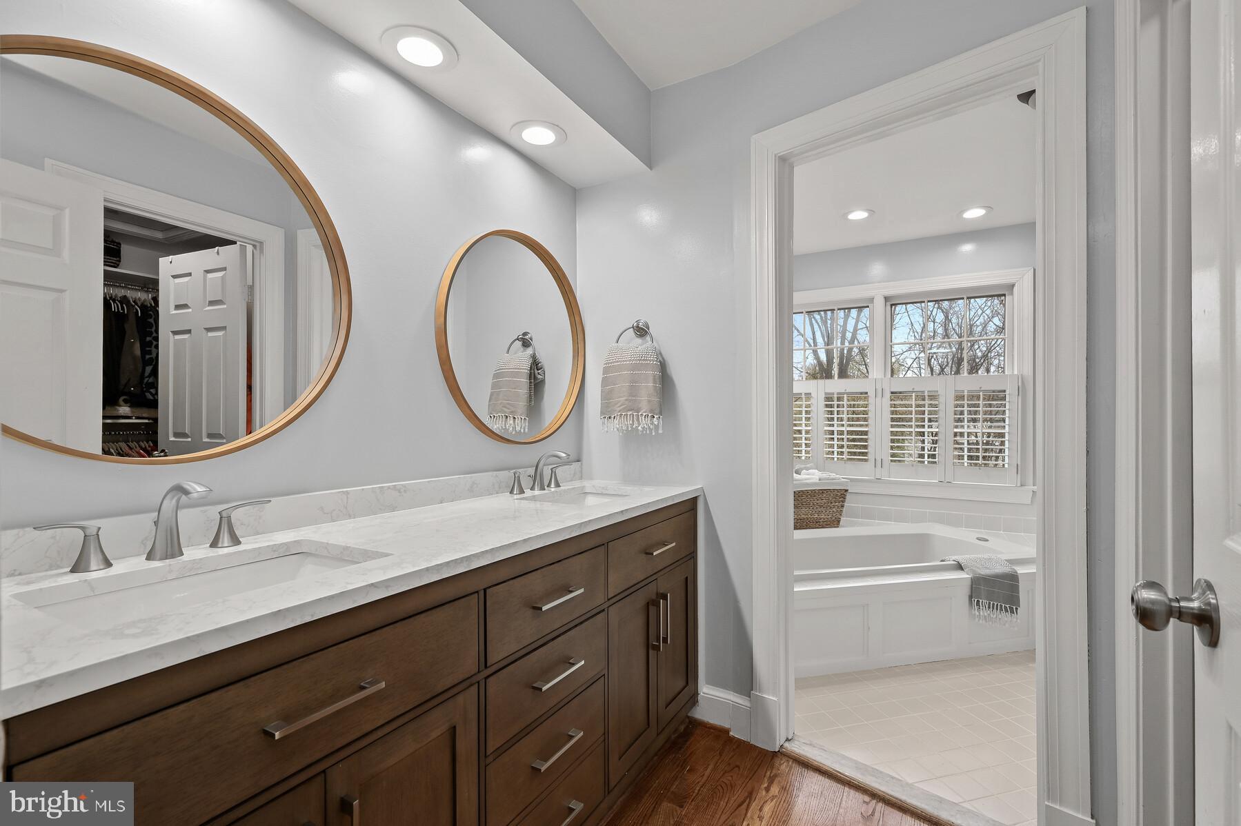 STONEBRIDGE - Residential