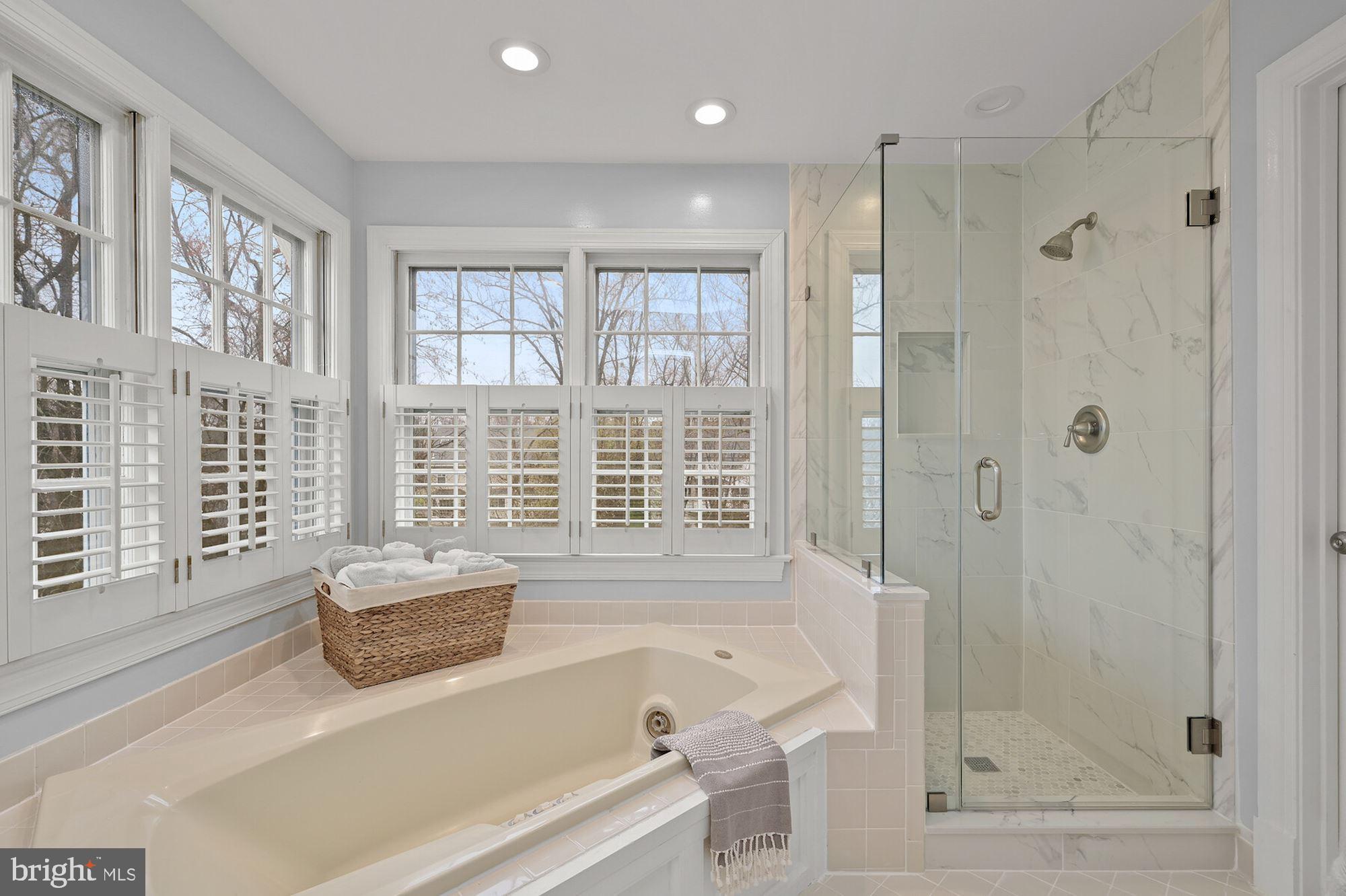 STONEBRIDGE - Residential