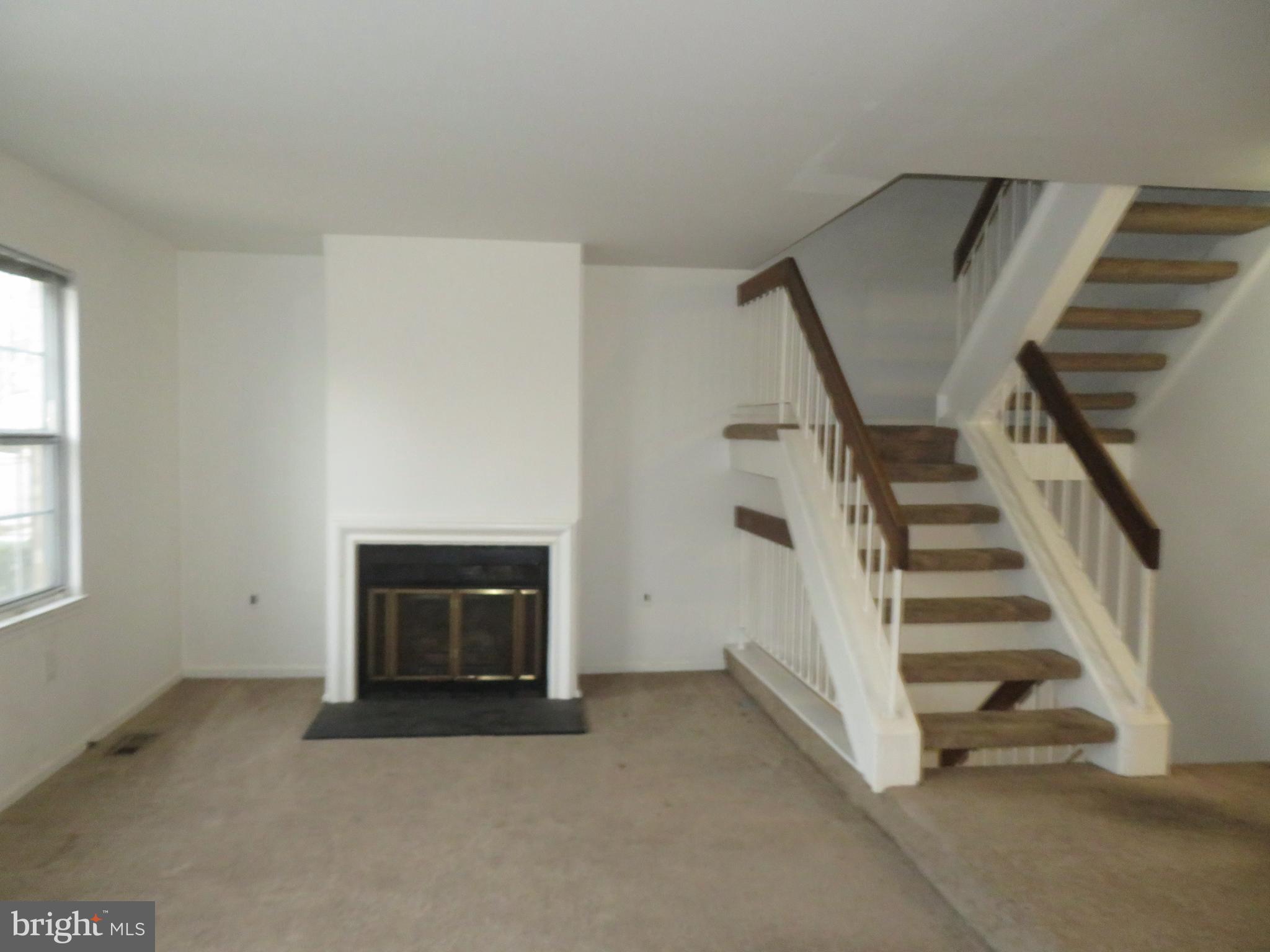 WOODSTREAM EAST - Residential