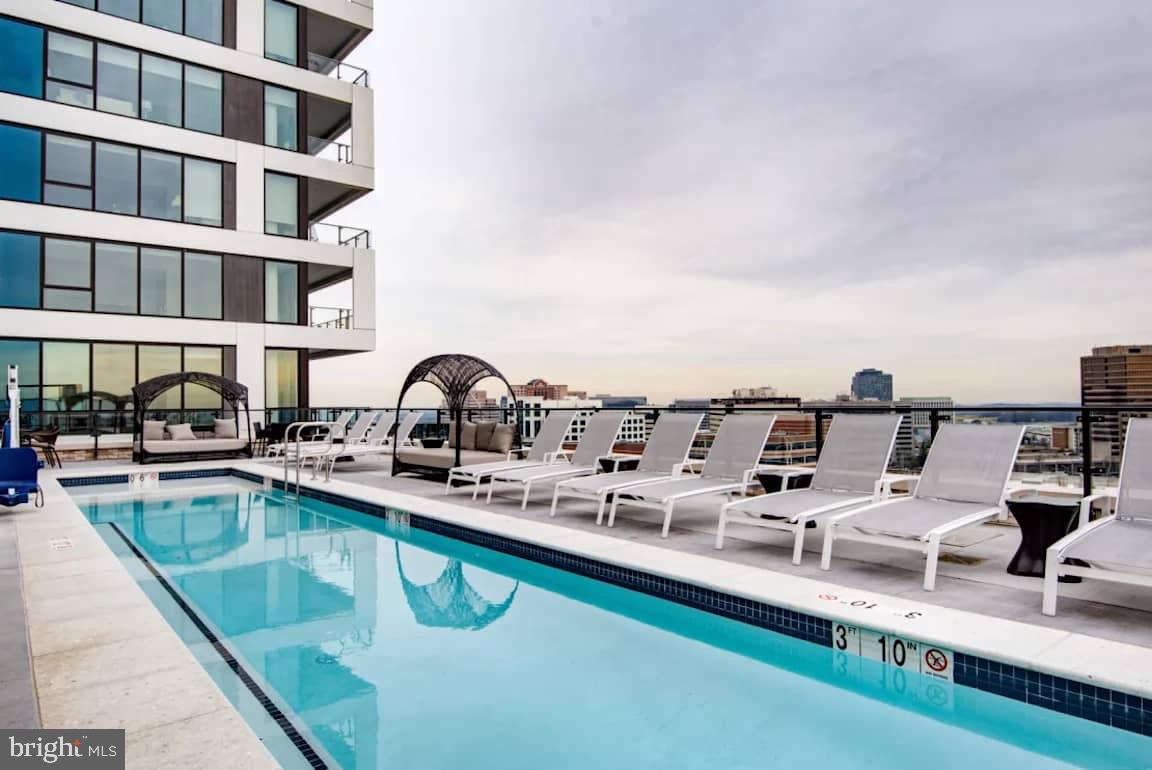 THE BORO TYSONS - Residential