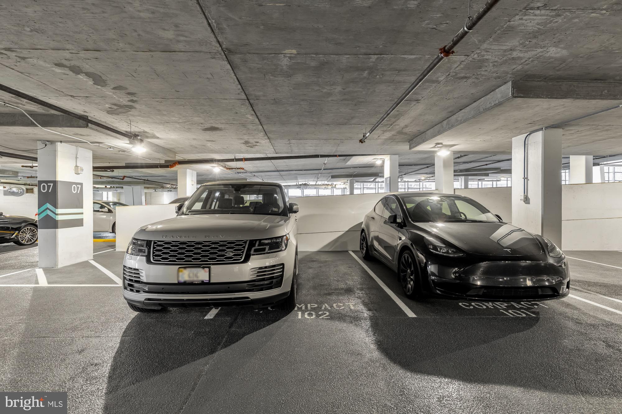 THE BORO TYSONS - Residential