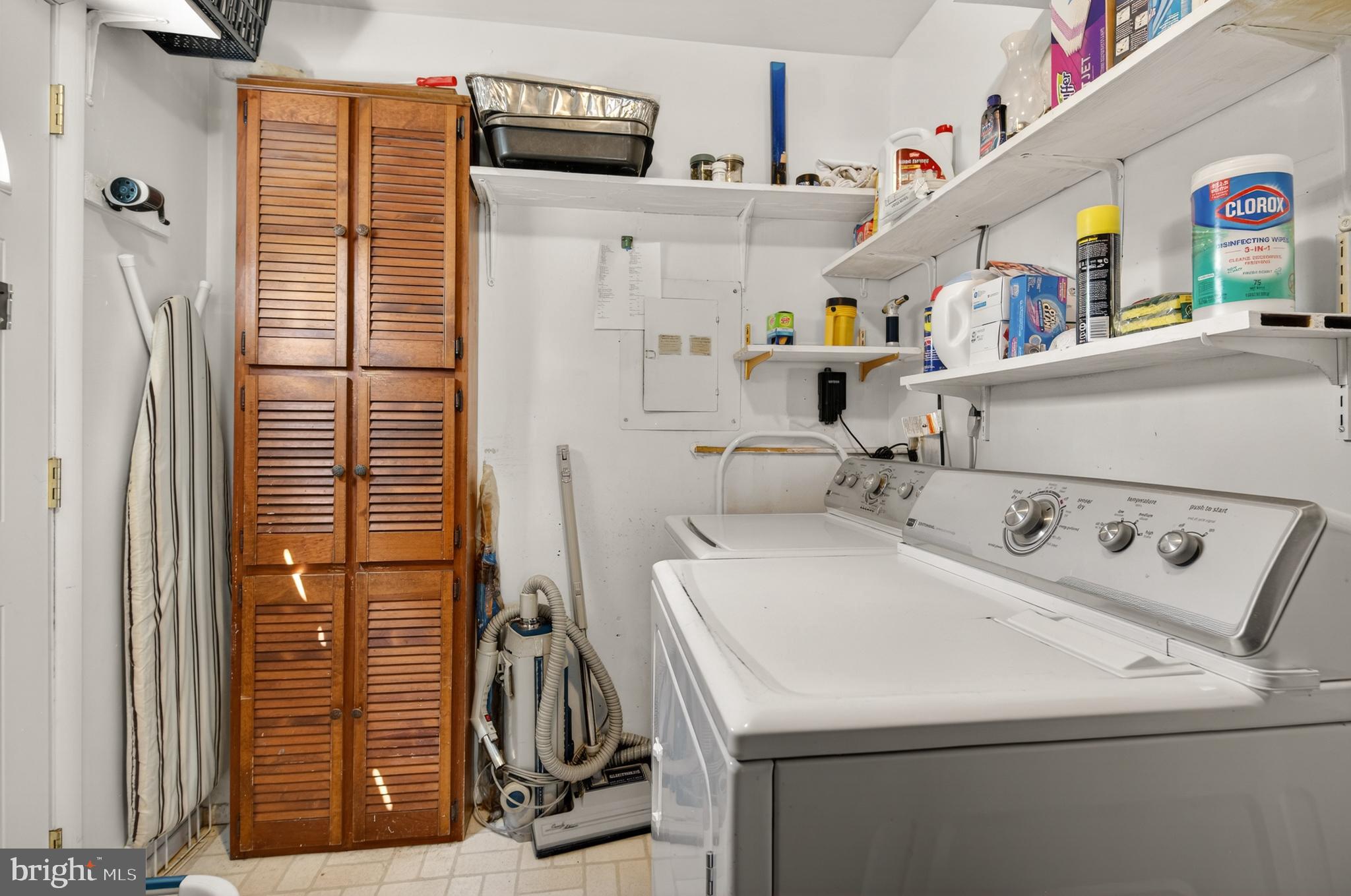 YORKTOWN AT BELAIR - Residential