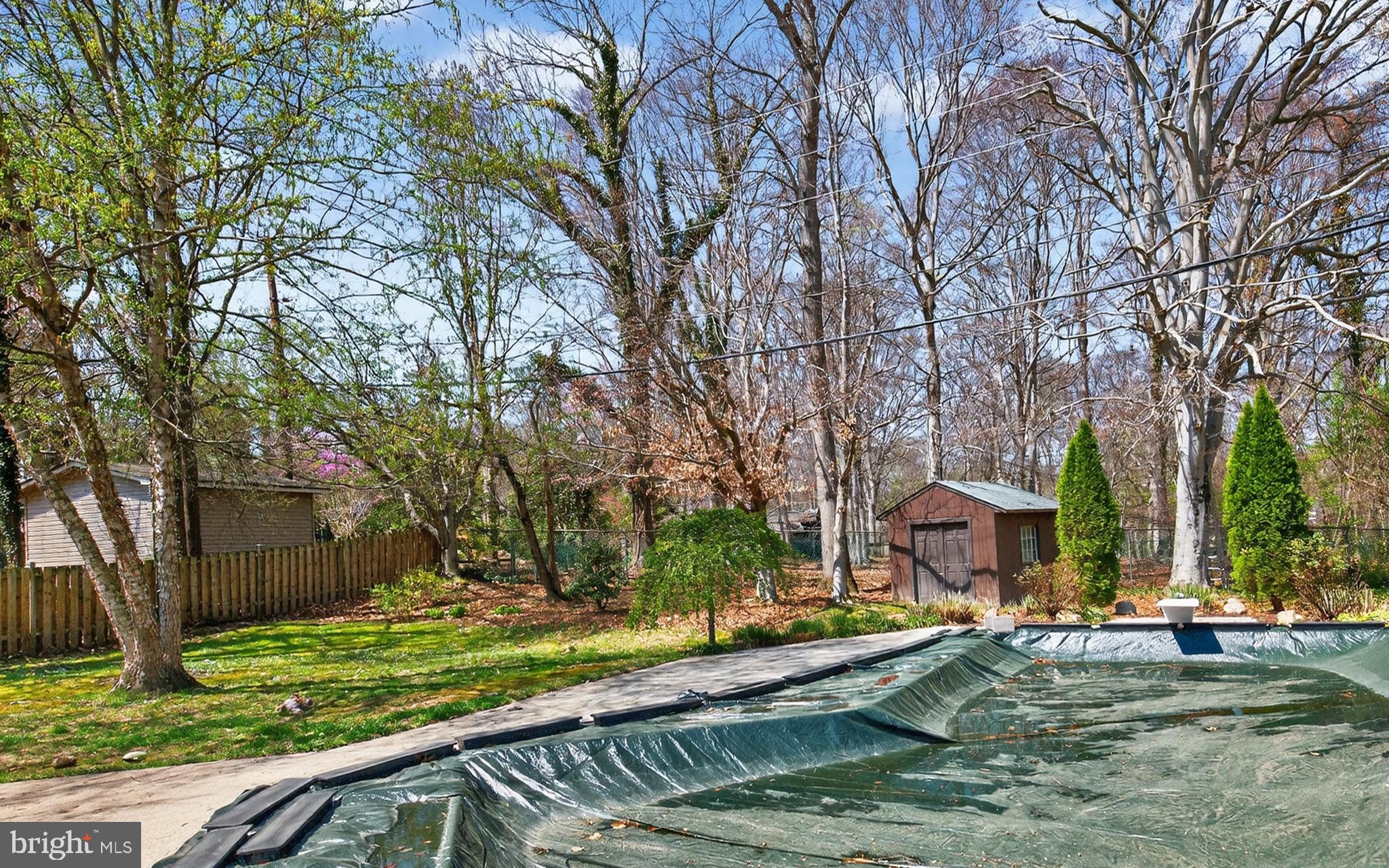 YORKTOWN AT BELAIR - Residential