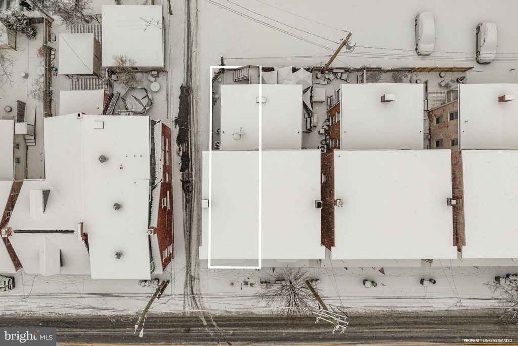 Photo of 124 E James Street, LANCASTER, PA 17602 (MLS # PALA2062858)