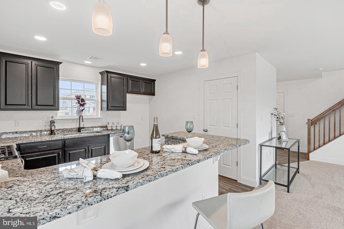 MEADOW LANE FARMS - Residential