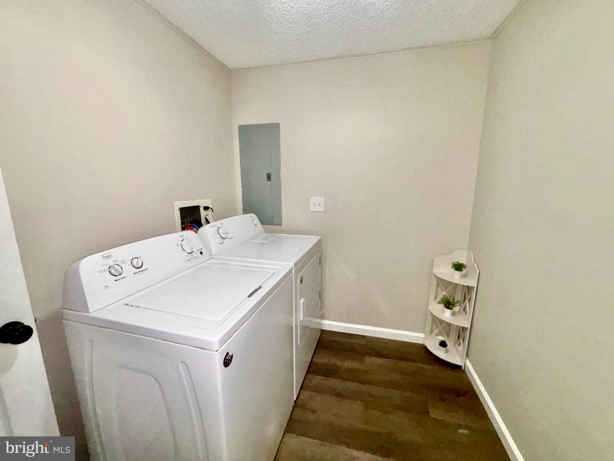 DRUM POINT - Residential