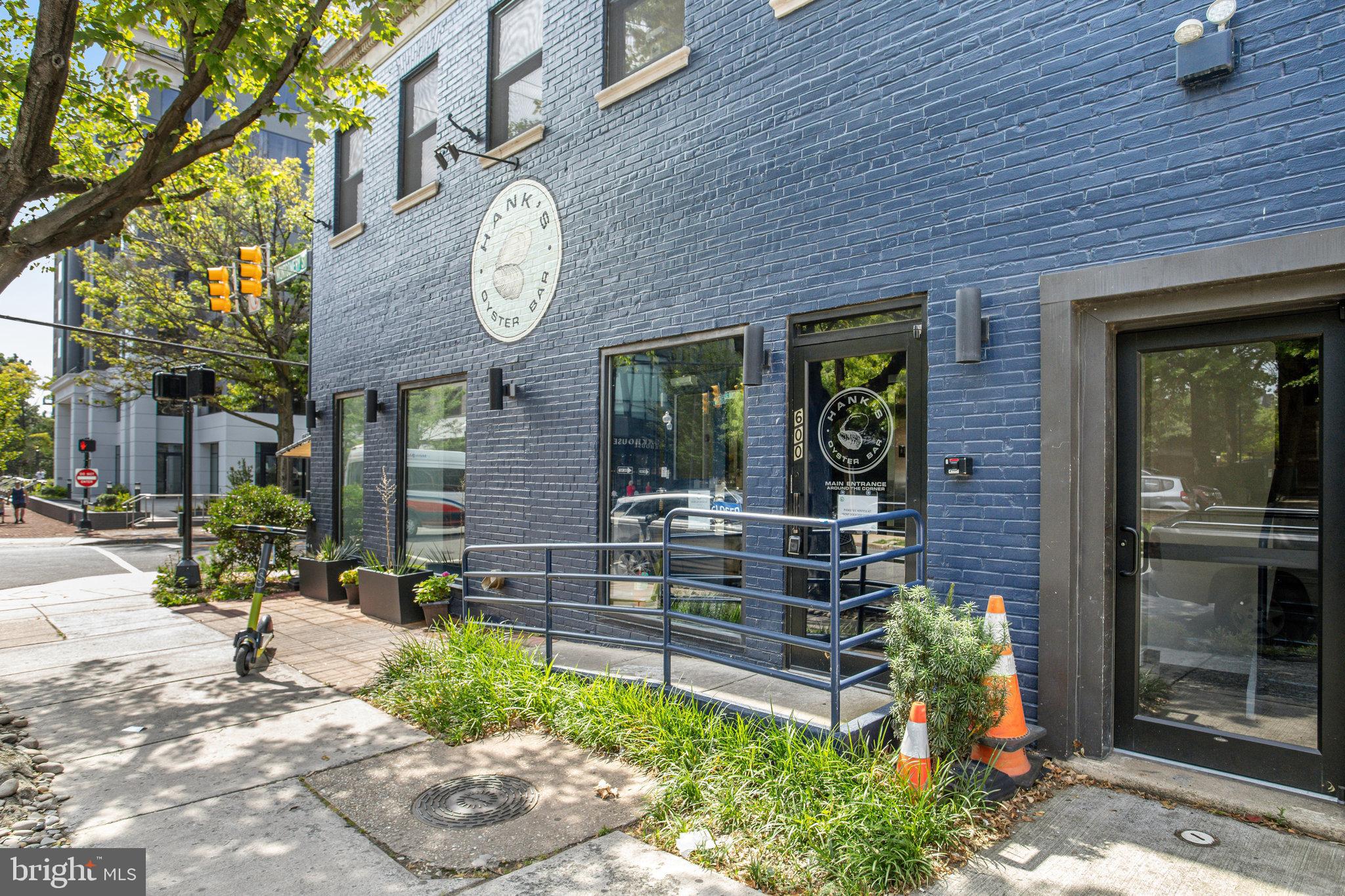 ROBIN HOOD PLAINS - Residential