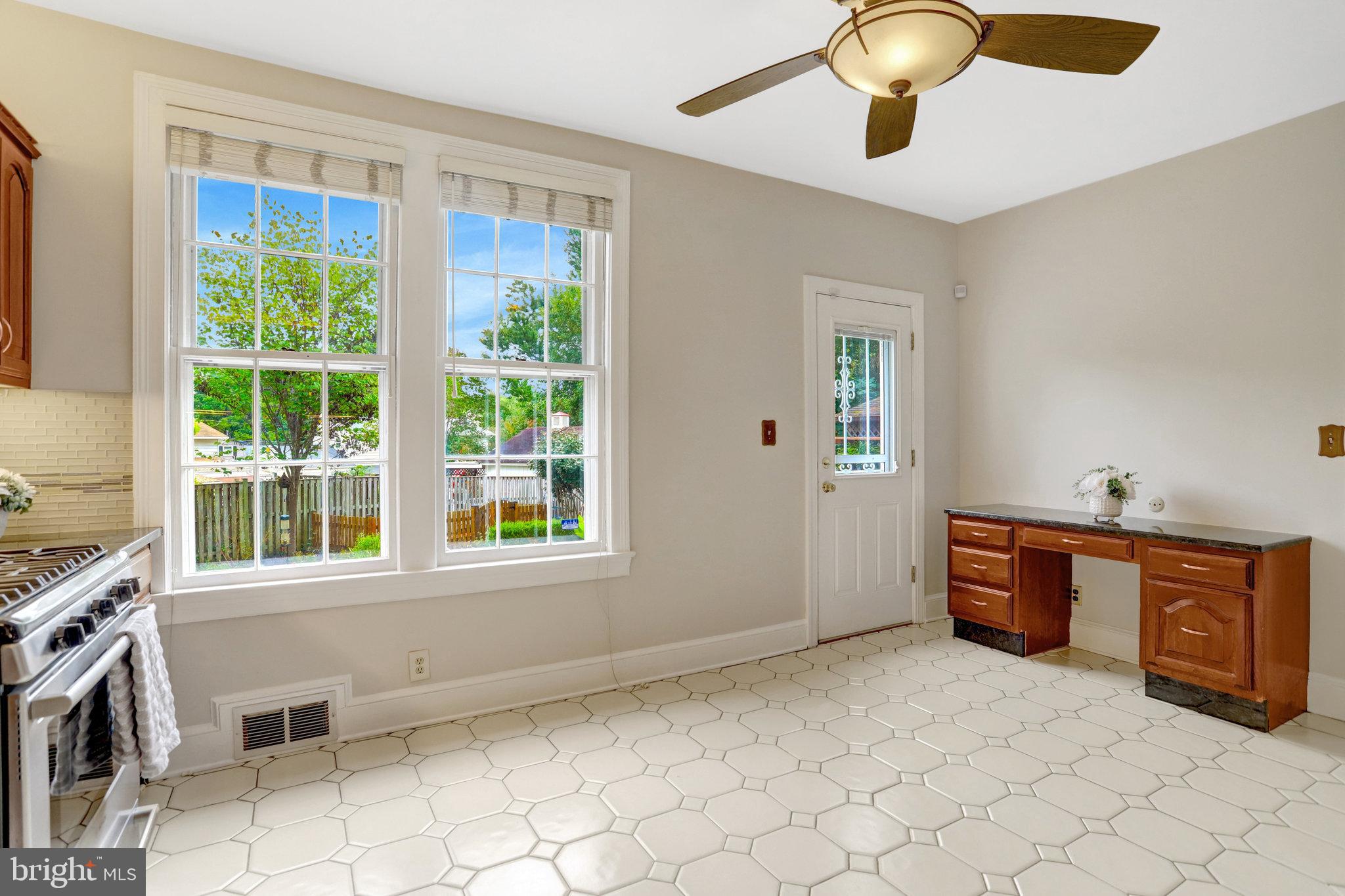 ROBIN HOOD PLAINS - Residential