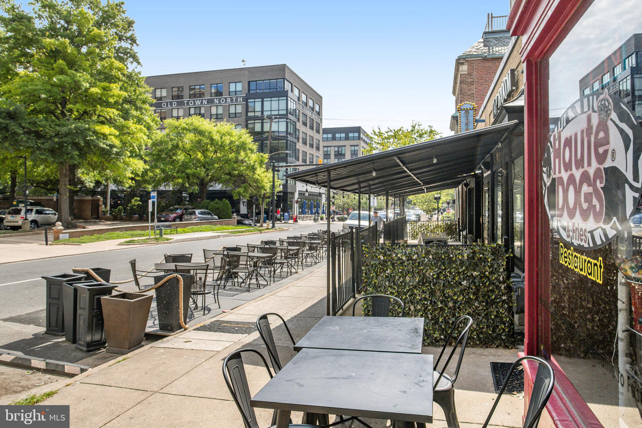 ROBIN HOOD PLAINS - Residential