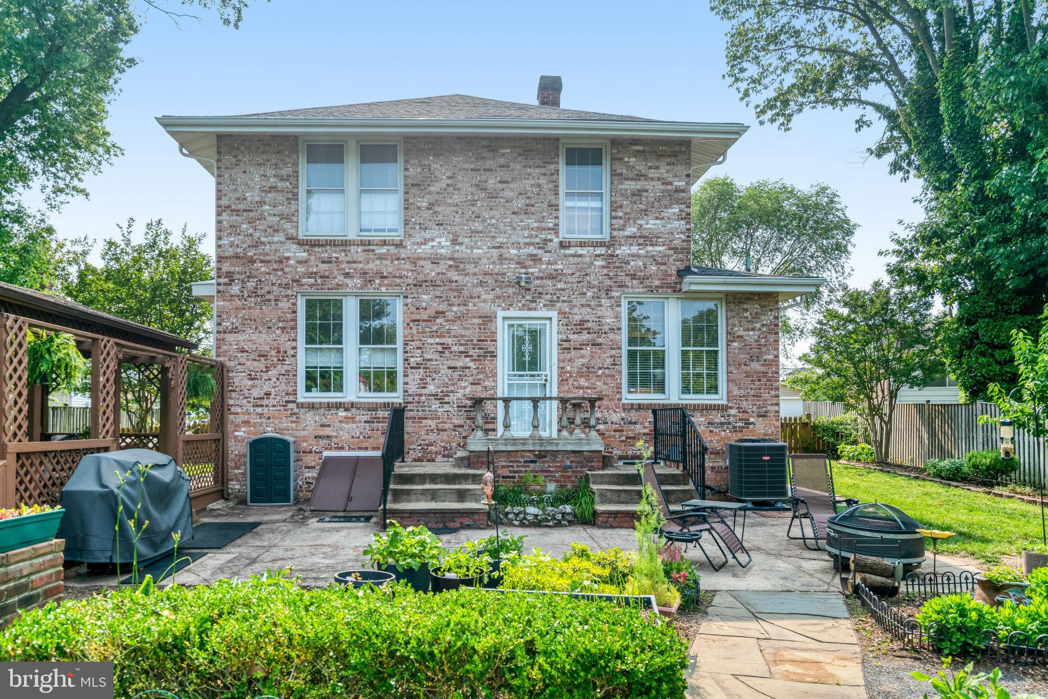 ROBIN HOOD PLAINS - Residential