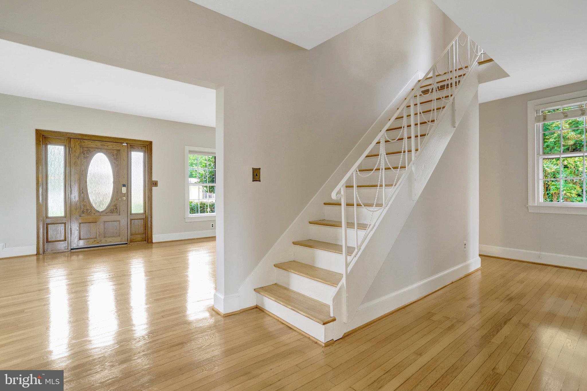 ROBIN HOOD PLAINS - Residential