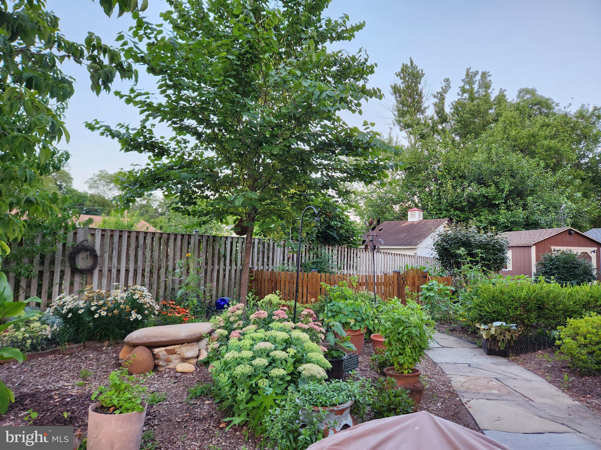 ROBIN HOOD PLAINS - Residential