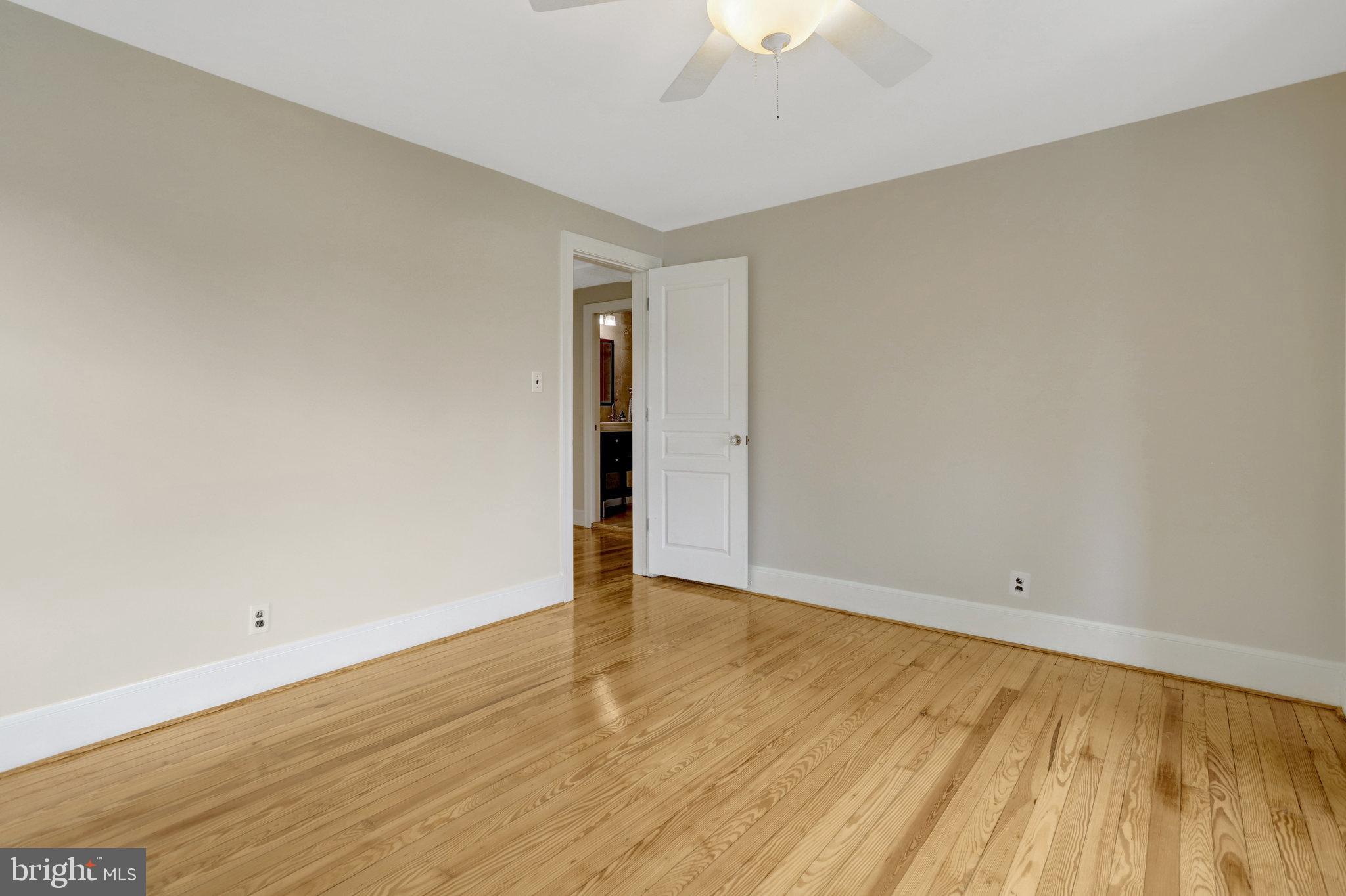 ROBIN HOOD PLAINS - Residential