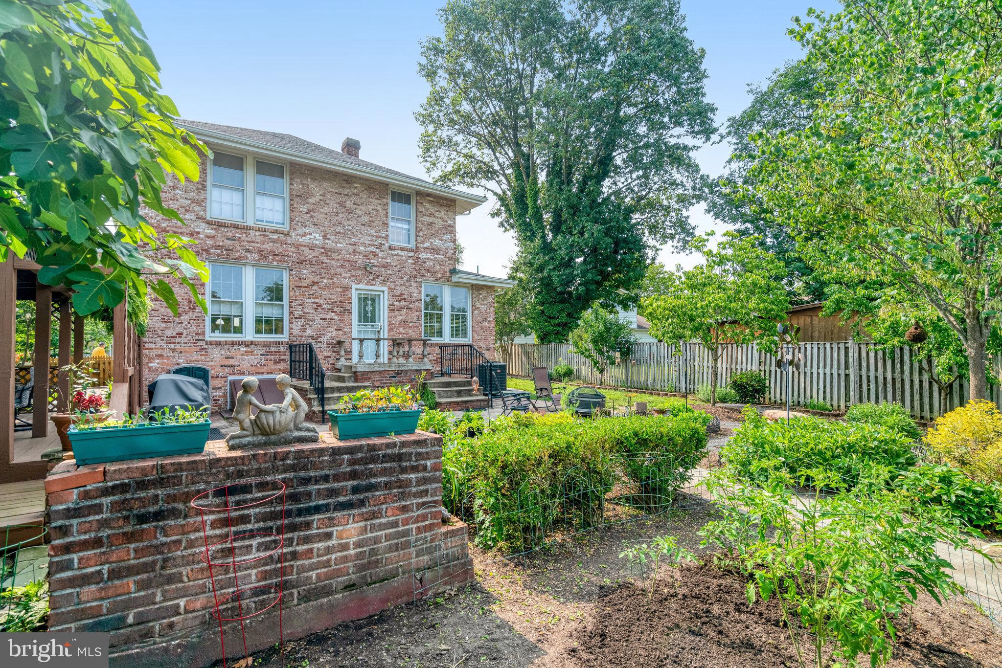 ROBIN HOOD PLAINS - Residential