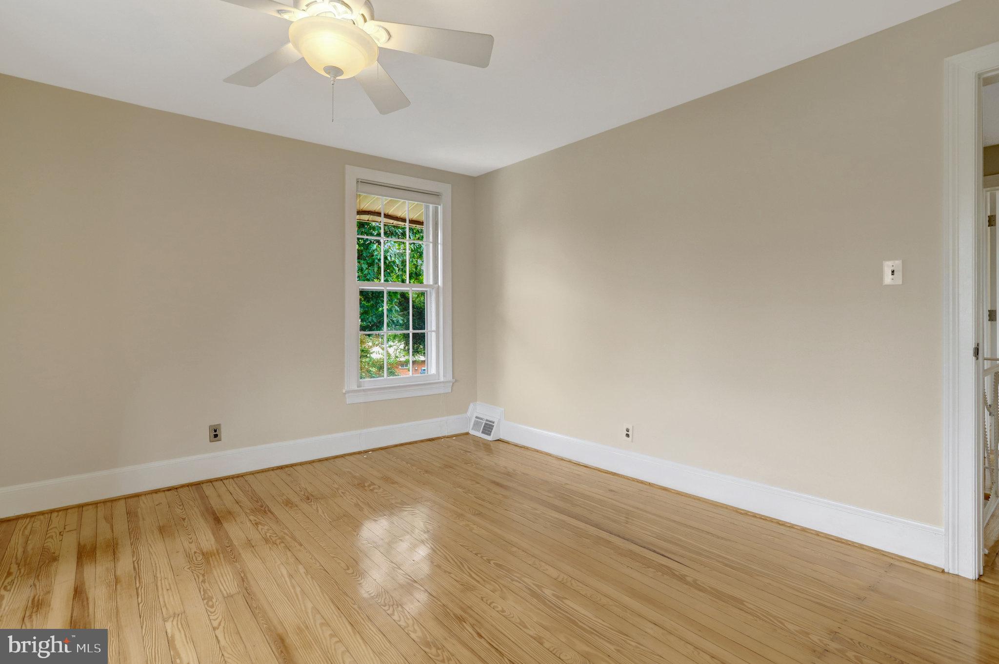 ROBIN HOOD PLAINS - Residential