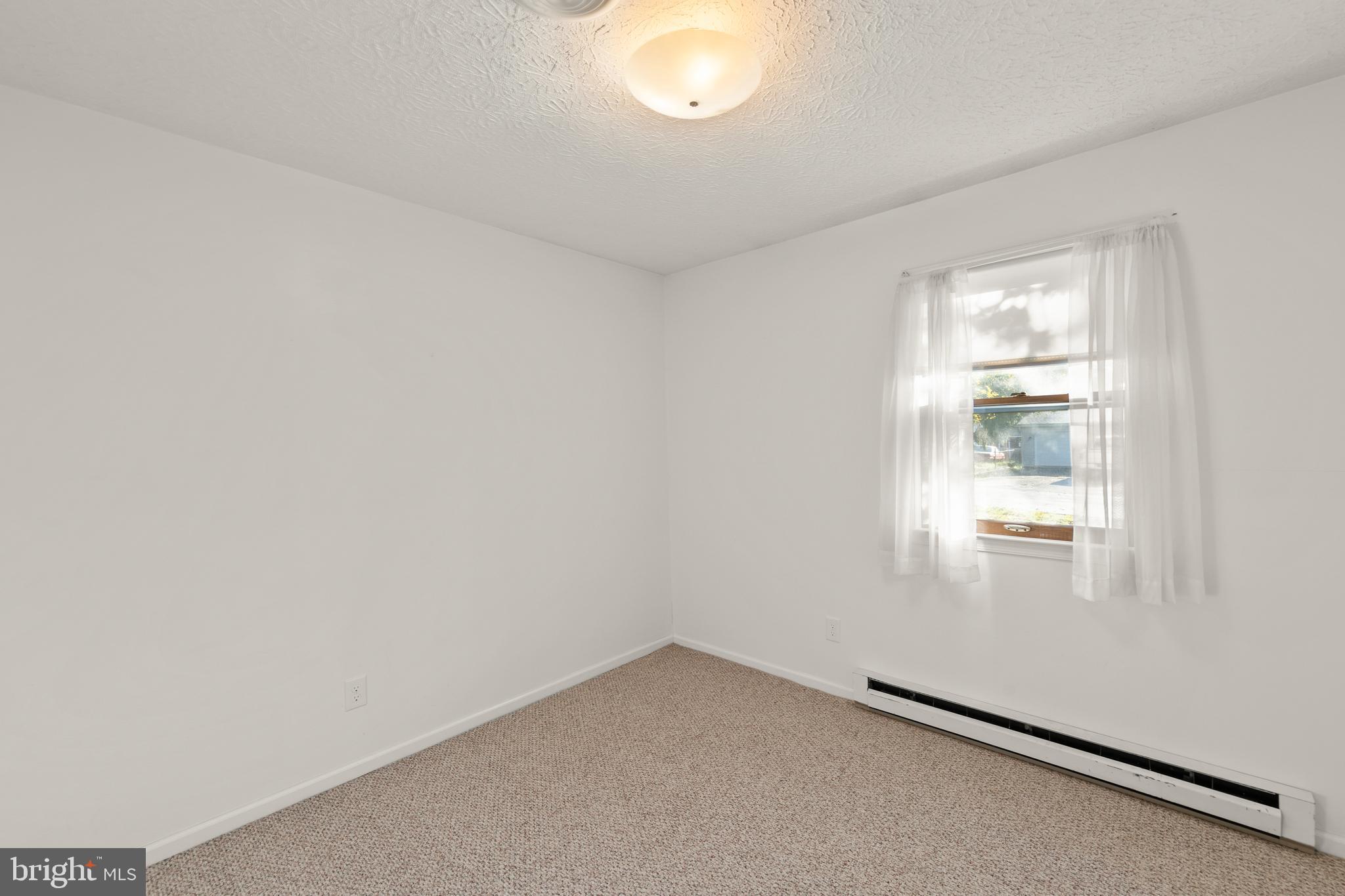 PIKEVIEW ACRES - Residential