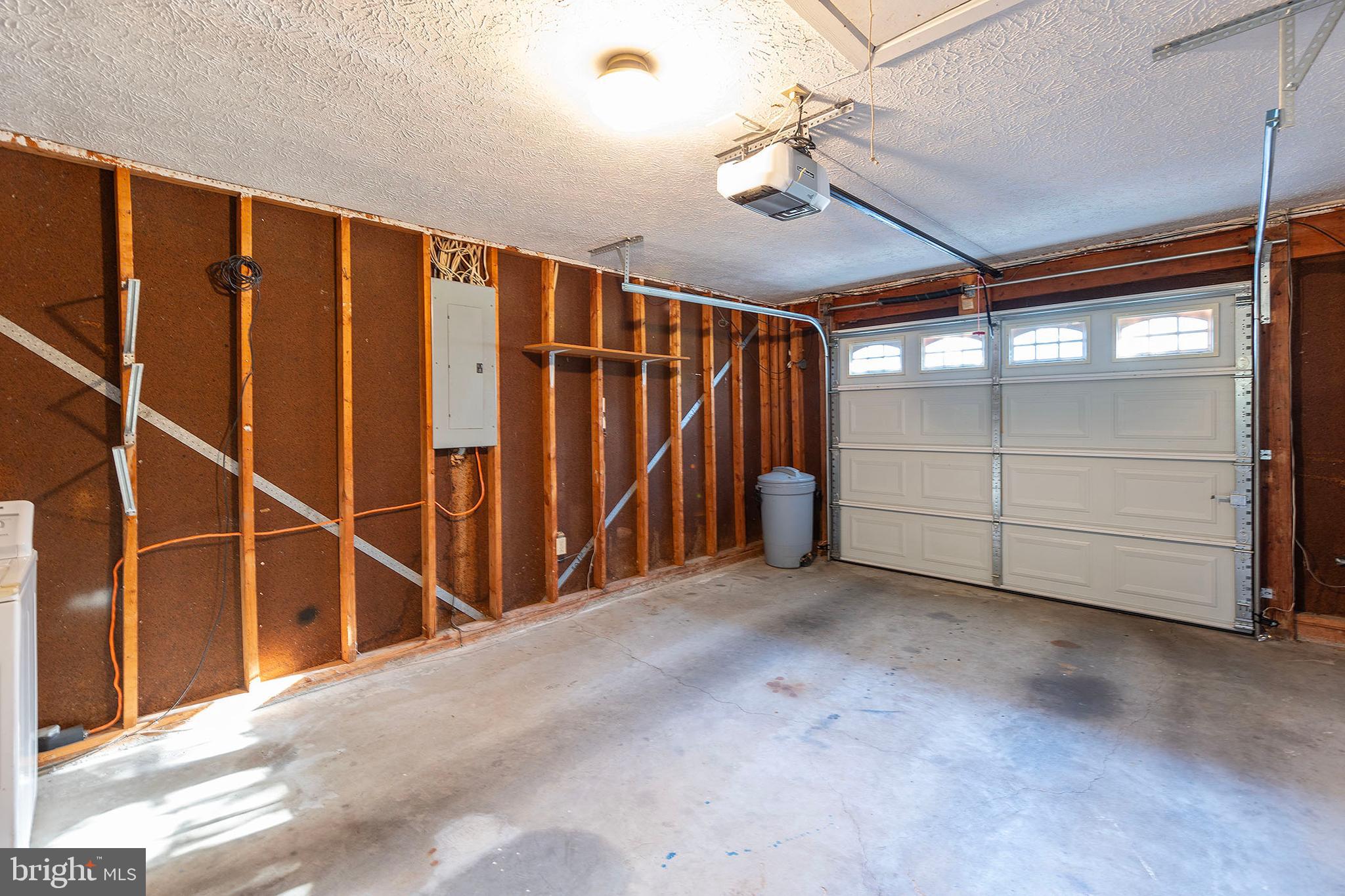 PIKEVIEW ACRES - Residential