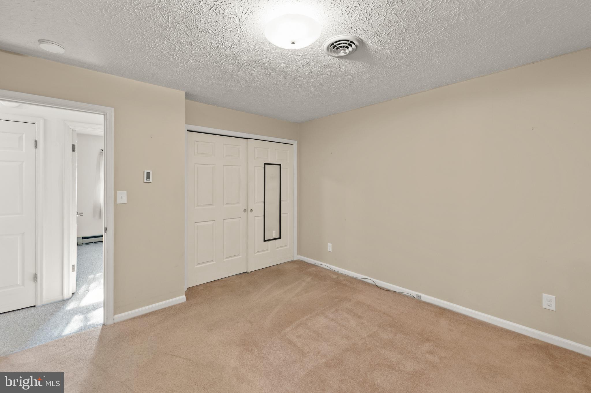 PIKEVIEW ACRES - Residential