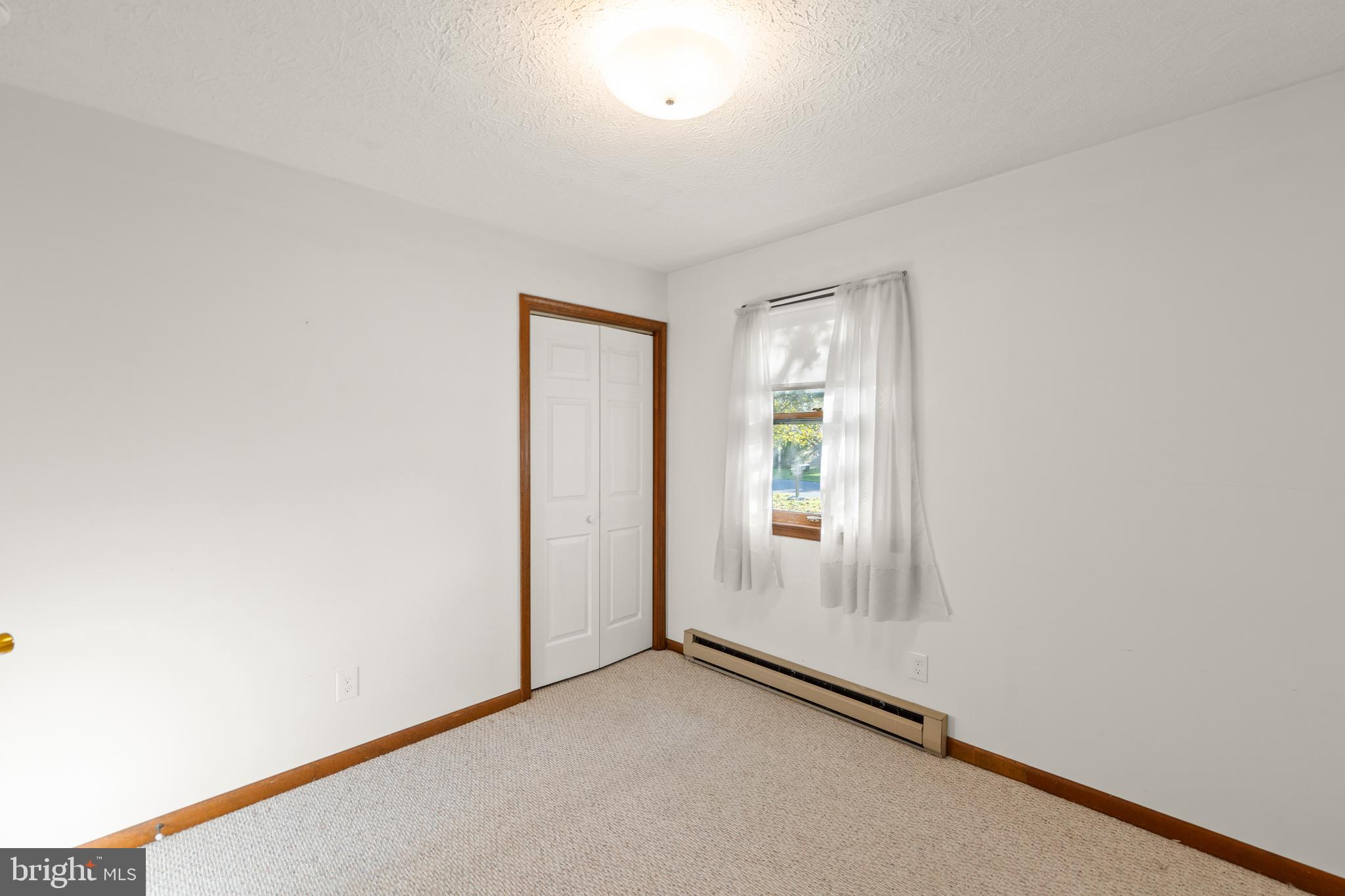 PIKEVIEW ACRES - Residential