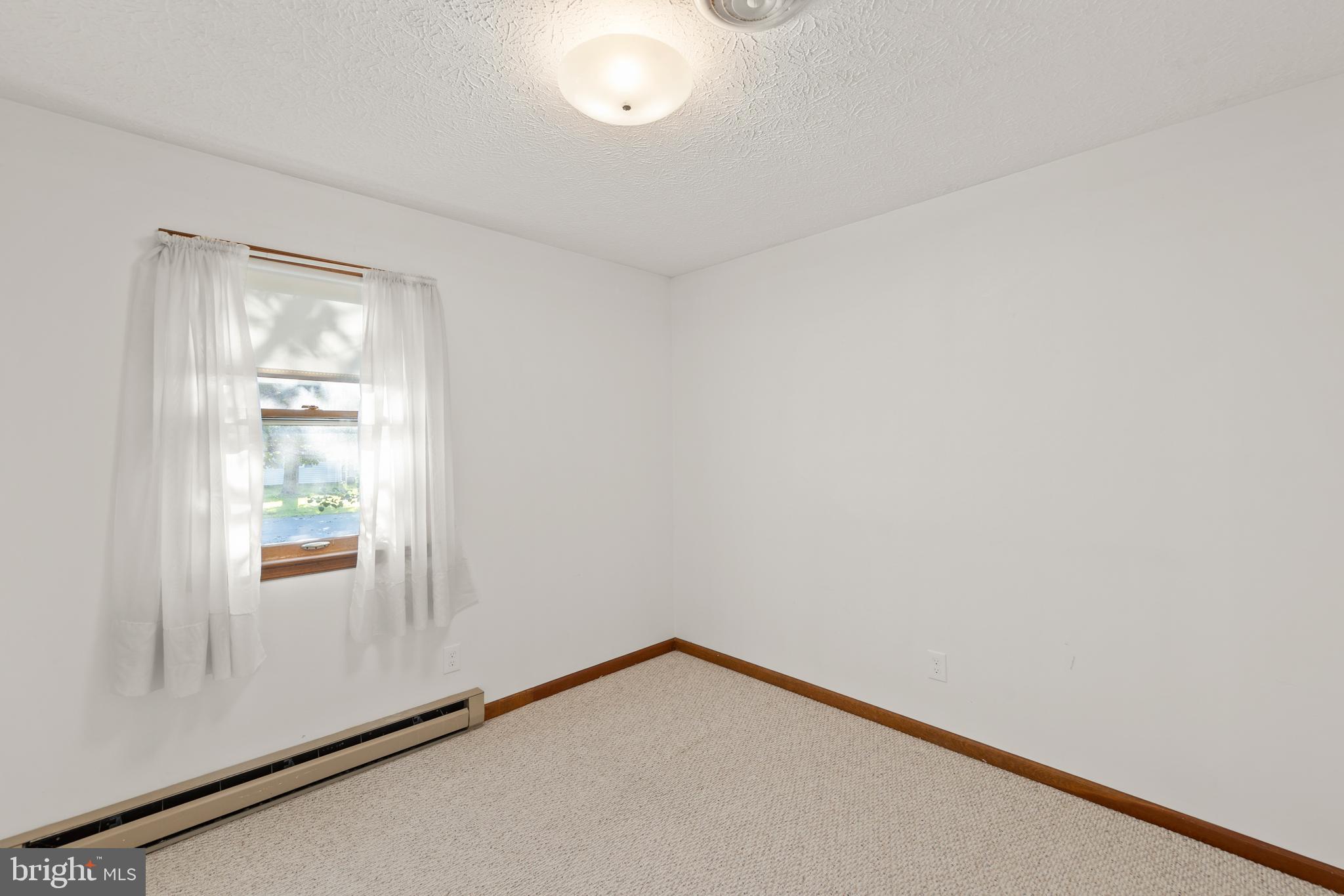 PIKEVIEW ACRES - Residential