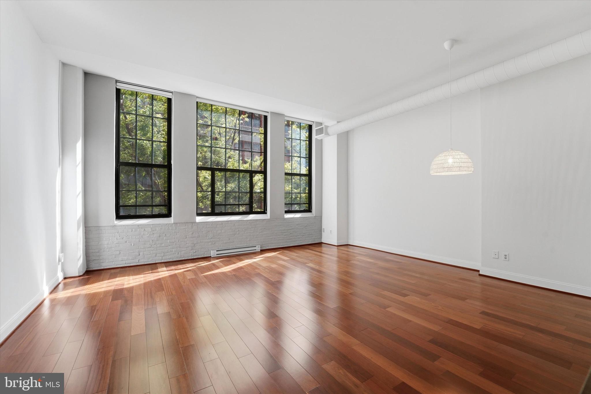 2429 LOCUST STREET 41 211