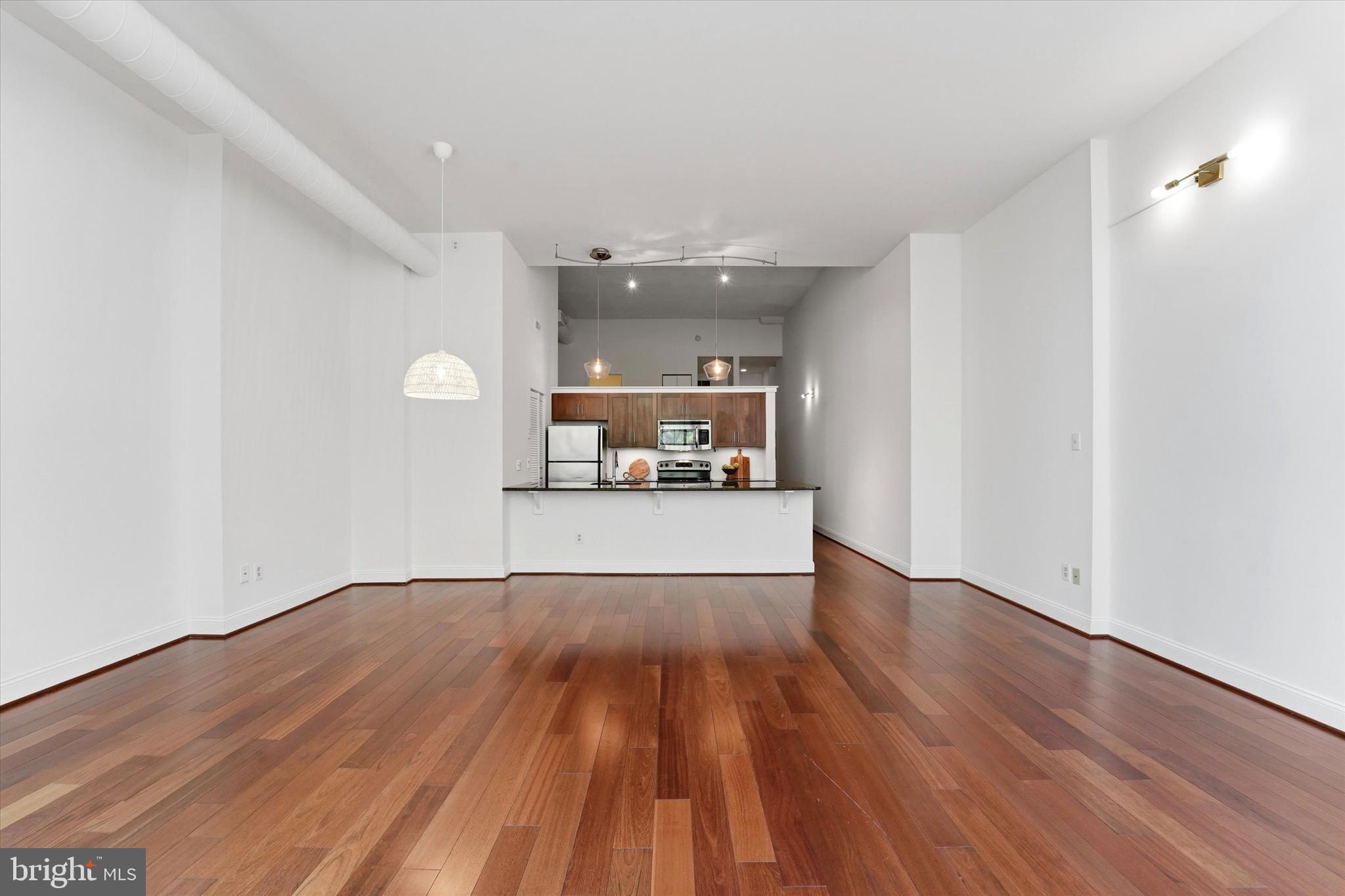 2429 LOCUST STREET 41 211