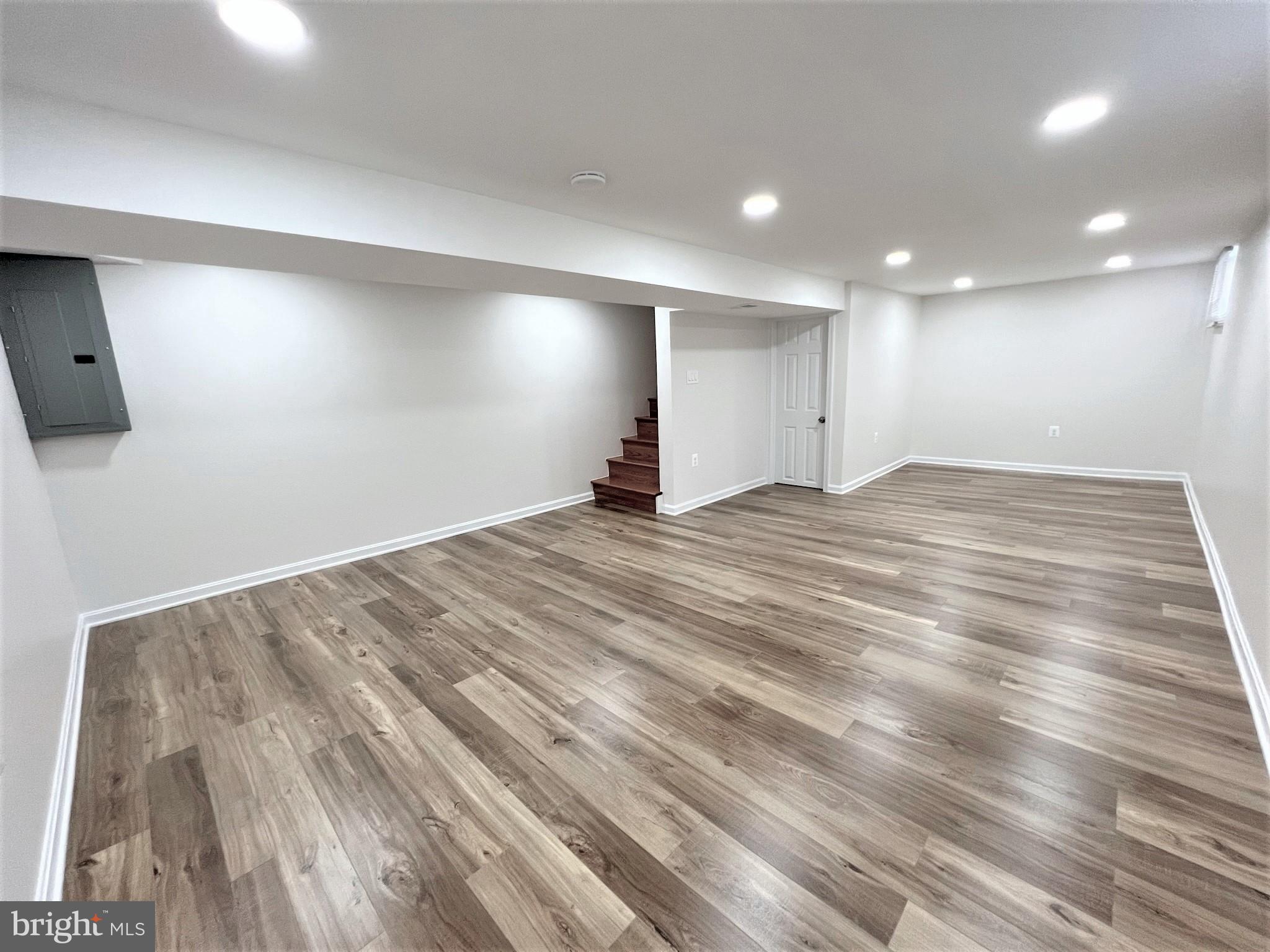 CAMERON HOMES - Residential Lease