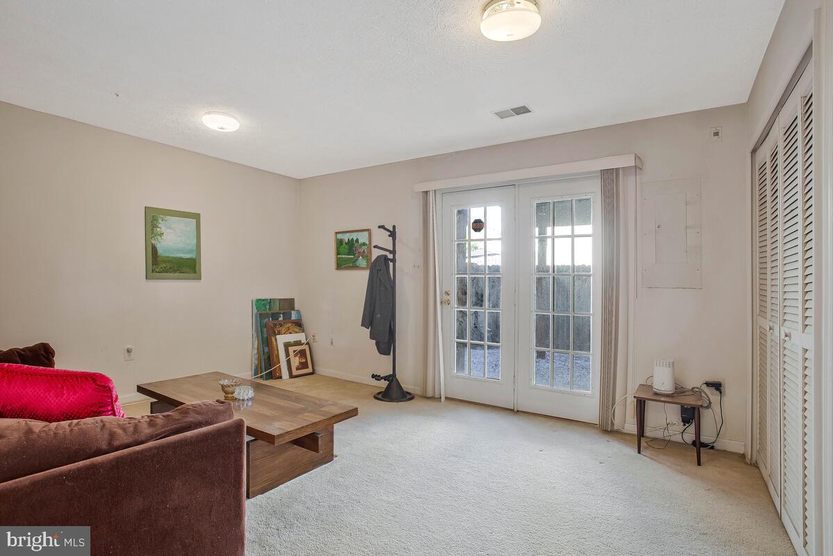 LARGO TOWN CENTER - Residential