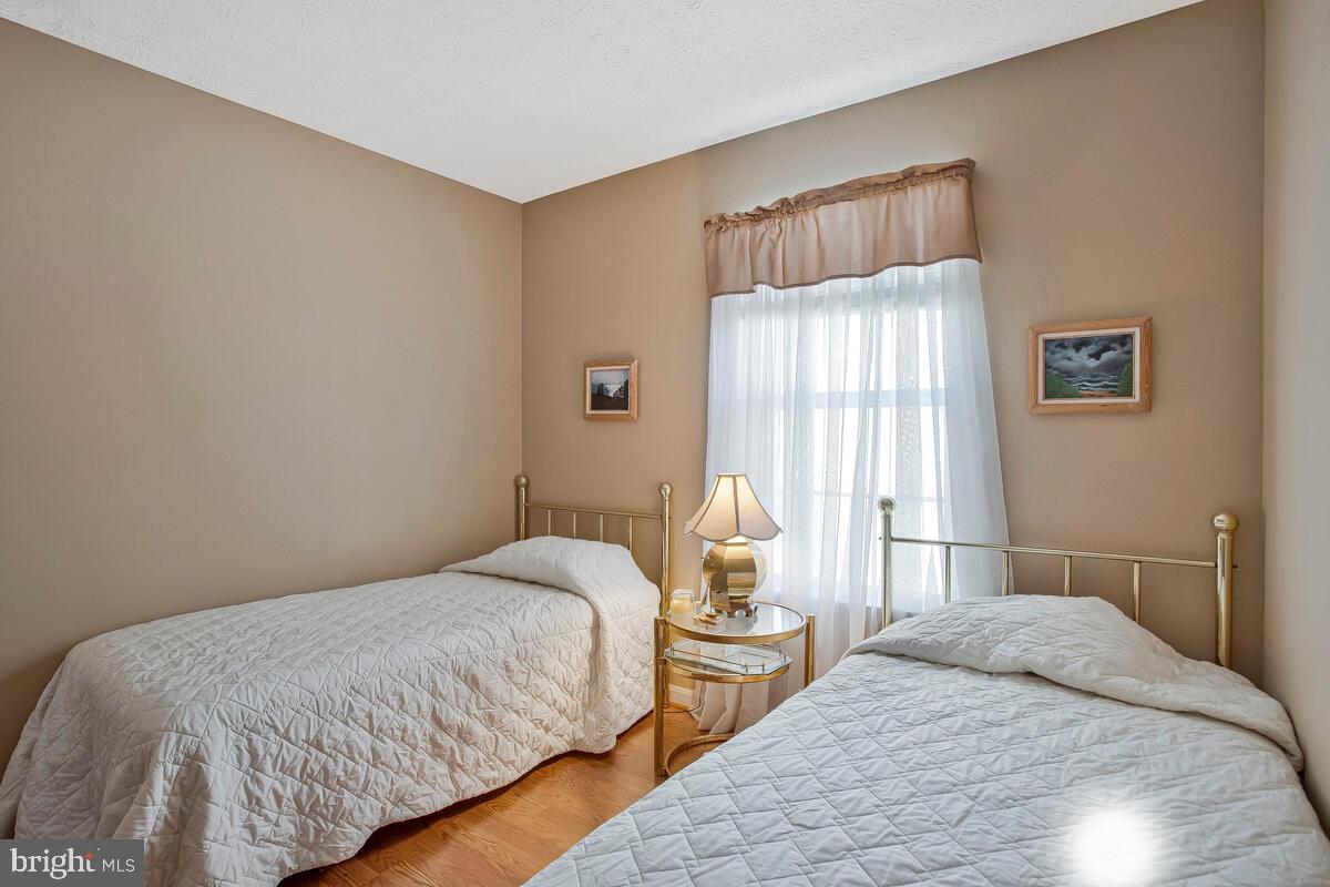 LARGO TOWN CENTER - Residential