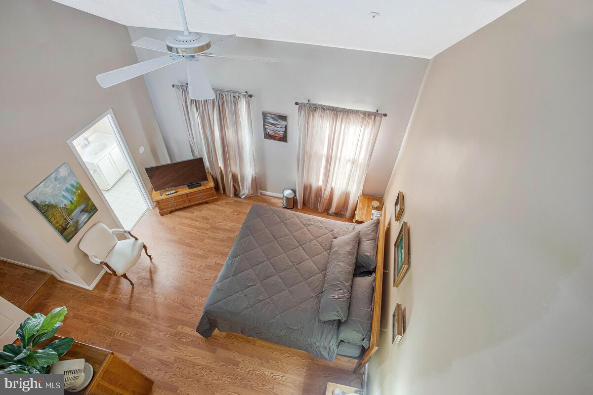 LARGO TOWN CENTER - Residential