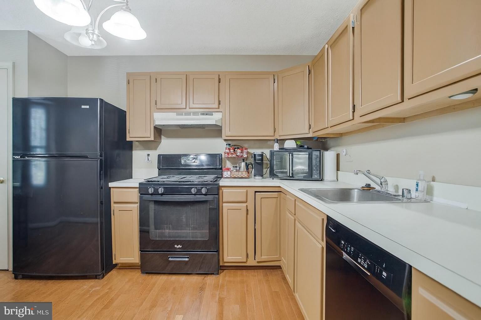 LARGO TOWN CENTER - Residential