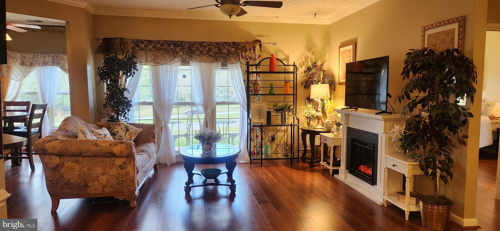 PINEY ORCHARD - Residential