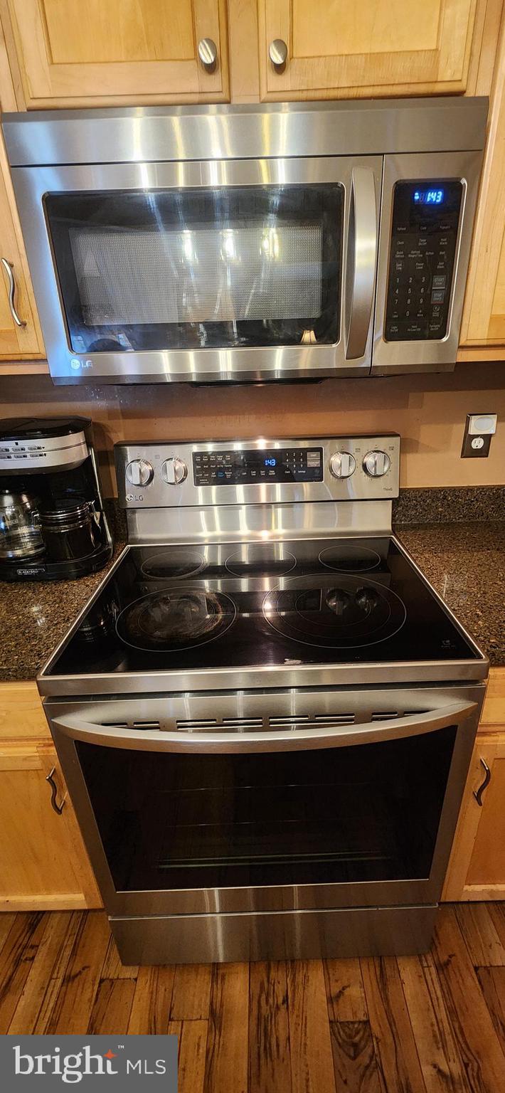 PINEY ORCHARD - Residential