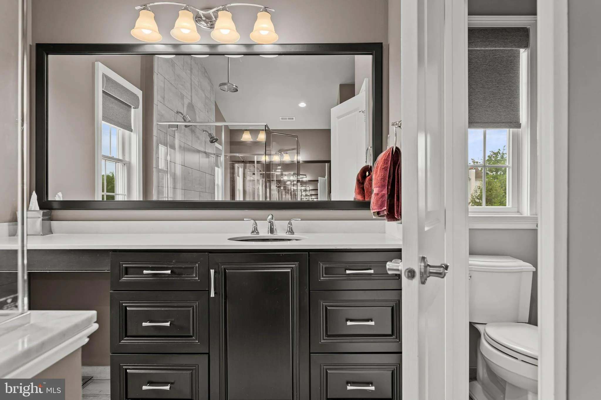 Newtown Square, Pennsylvania 19073, United States, 4 Bedrooms Bedrooms, ,5 BathroomsBathrooms,Residential,Contingent,137131