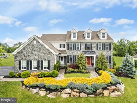 303 GREENBANK LANE NEWTOWN SQUARE PA 19073