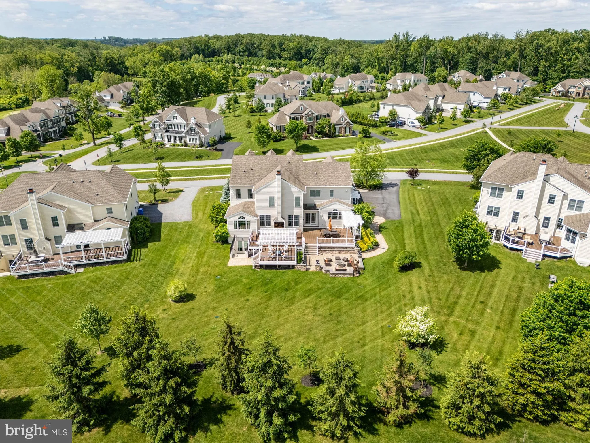 Newtown Square, Pennsylvania 19073, United States, 4 Bedrooms Bedrooms, ,5 BathroomsBathrooms,Residential,Contingent,137131