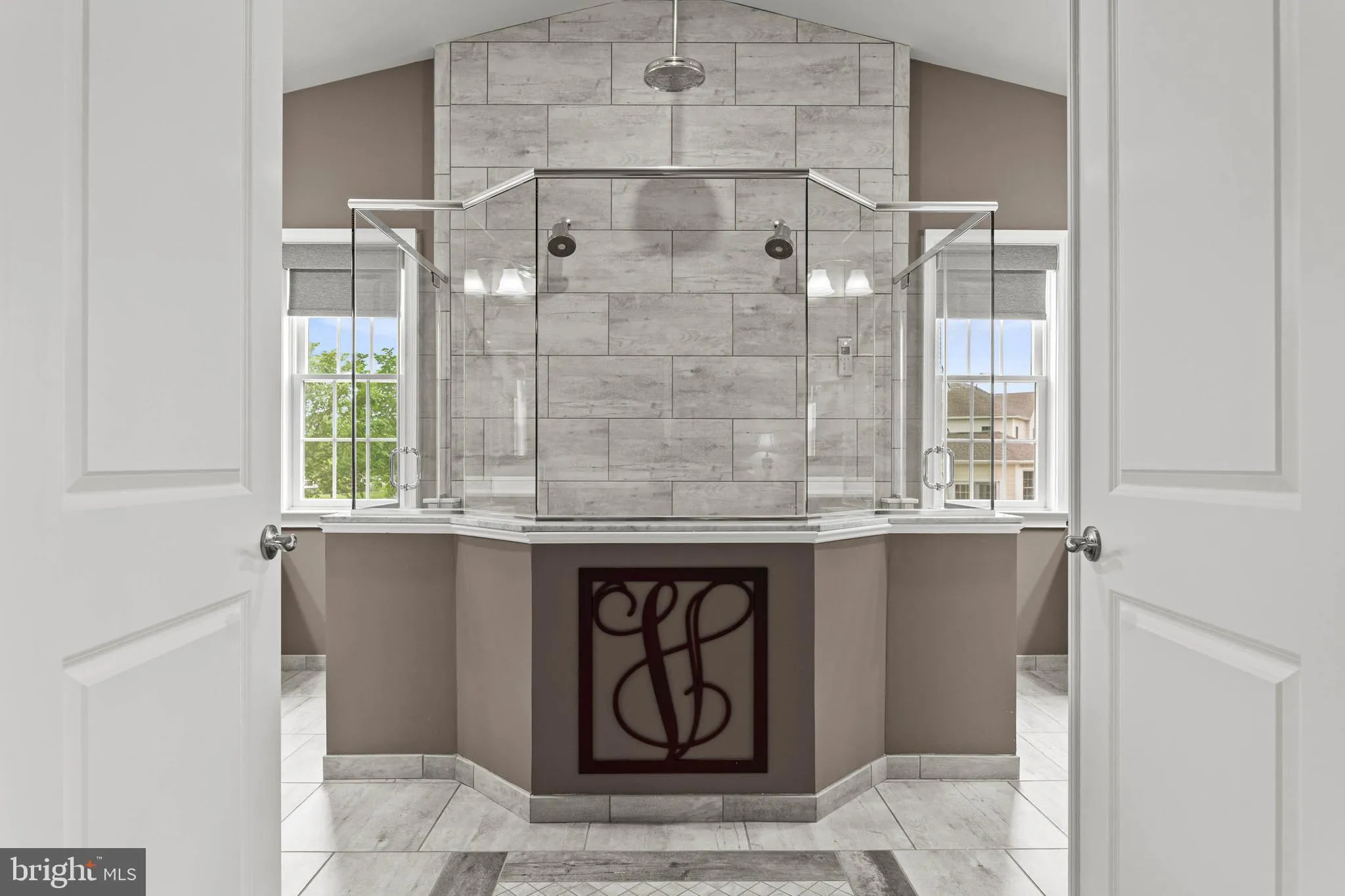 Newtown Square, Pennsylvania 19073, United States, 4 Bedrooms Bedrooms, ,5 BathroomsBathrooms,Residential,Contingent,137131