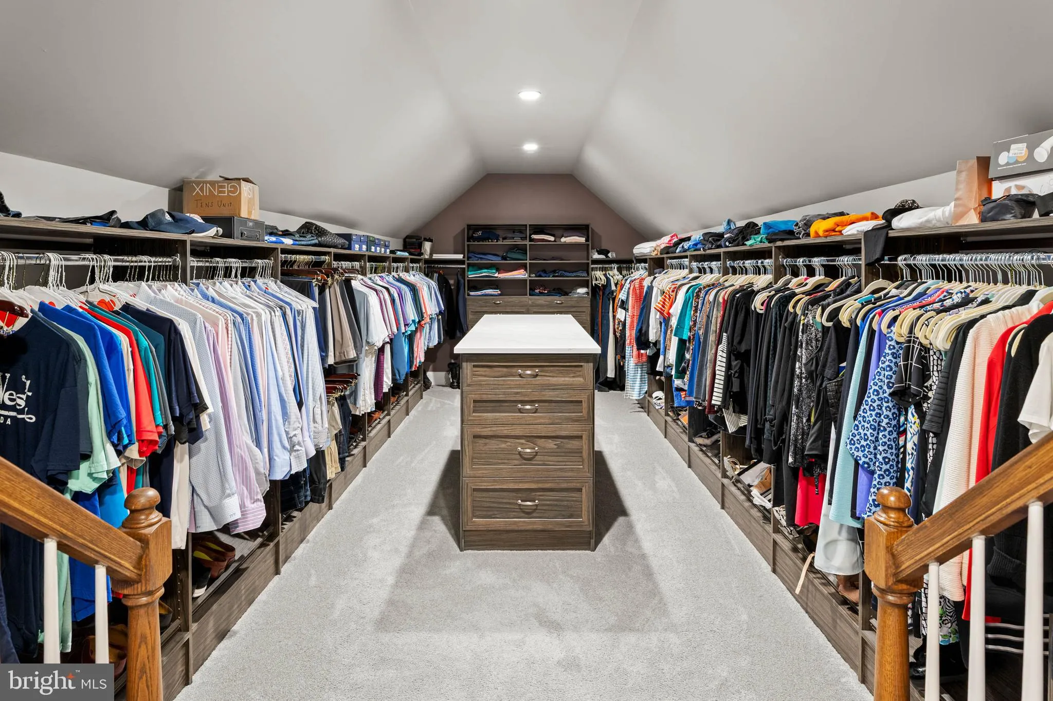 Newtown Square, Pennsylvania 19073, United States, 4 Bedrooms Bedrooms, ,5 BathroomsBathrooms,Residential,Contingent,137131