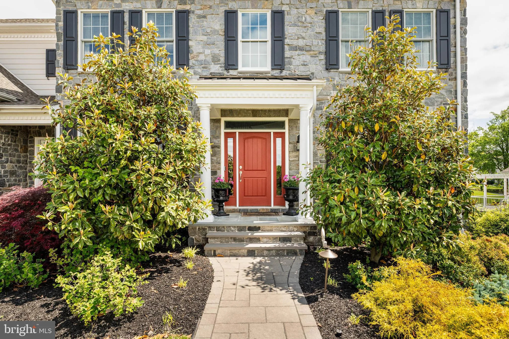 Newtown Square, Pennsylvania 19073, United States, 4 Bedrooms Bedrooms, ,5 BathroomsBathrooms,Residential,Contingent,137131