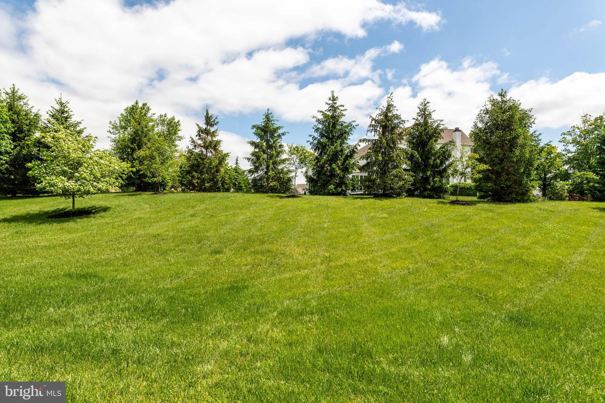 Newtown Square, Pennsylvania 19073, United States, 4 Bedrooms Bedrooms, ,5 BathroomsBathrooms,Residential,Contingent,137131