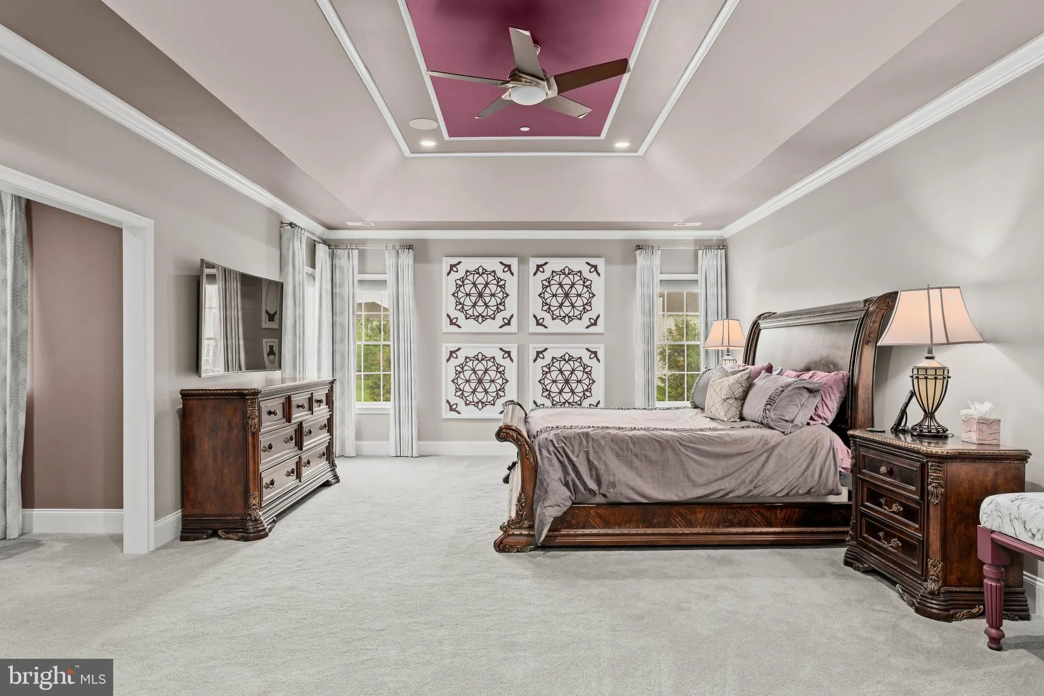 Newtown Square, Pennsylvania 19073, United States, 4 Bedrooms Bedrooms, ,5 BathroomsBathrooms,Residential,Contingent,137131