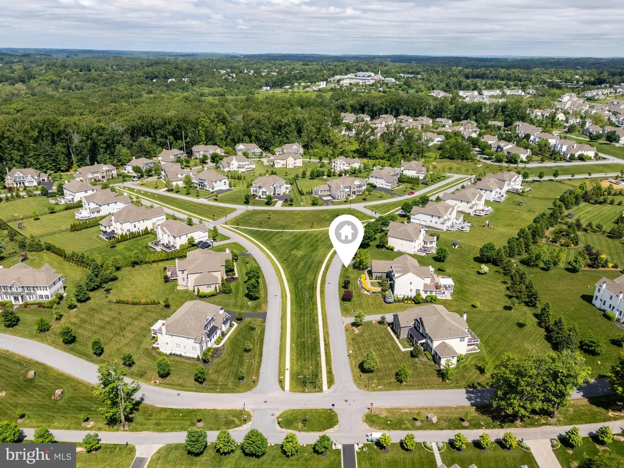 Newtown Square, Pennsylvania 19073, United States, 4 Bedrooms Bedrooms, ,5 BathroomsBathrooms,Residential,Contingent,137131