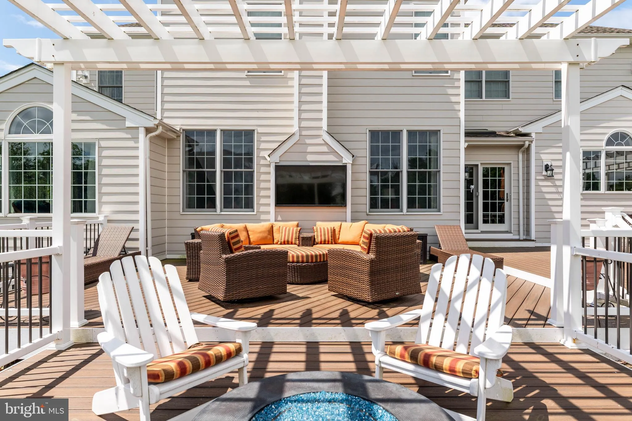 Newtown Square, Pennsylvania 19073, United States, 4 Bedrooms Bedrooms, ,5 BathroomsBathrooms,Residential,Contingent,137131