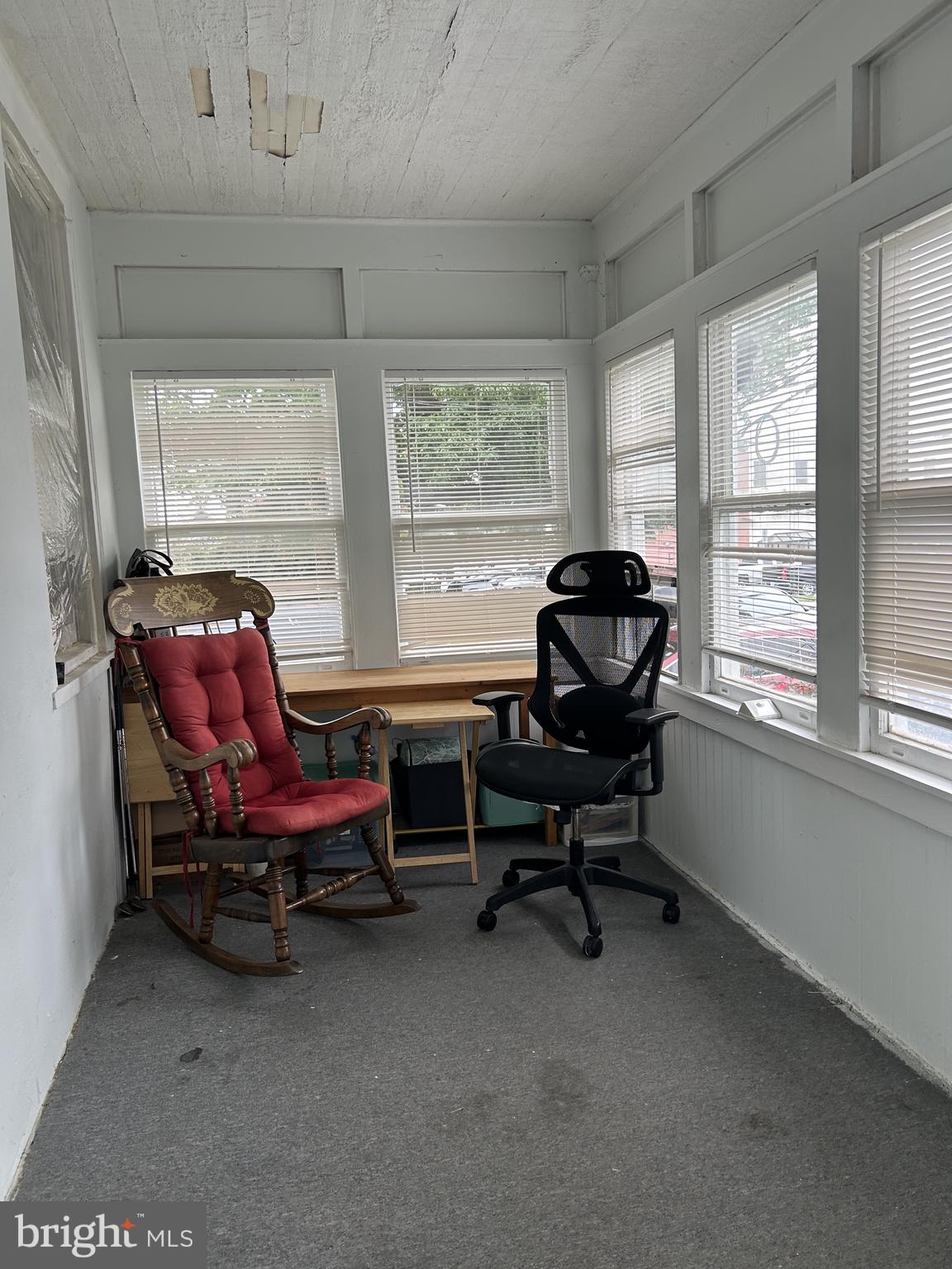 18 LAWSON AVENUE