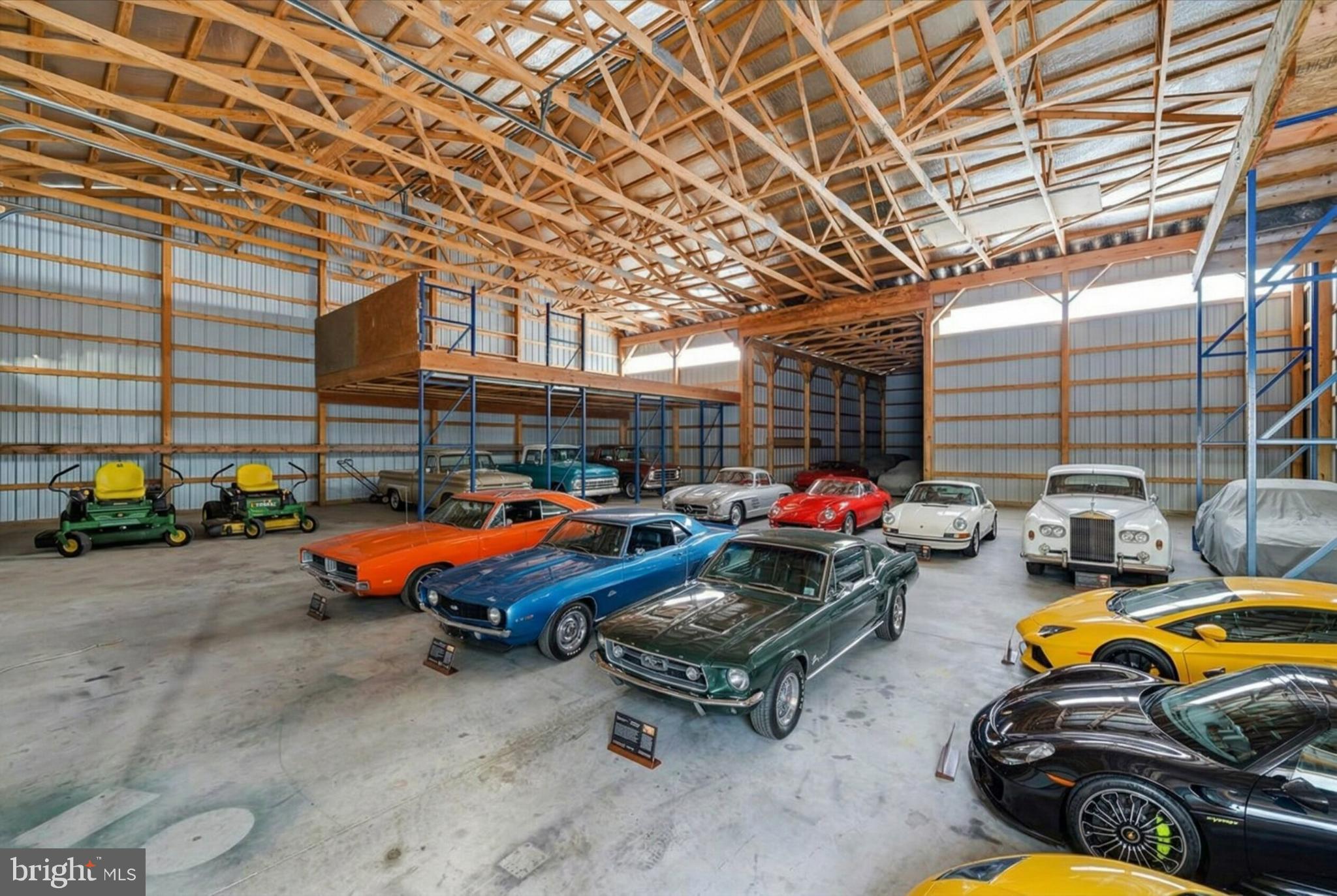 FOX RIDGE FARMS - Residential