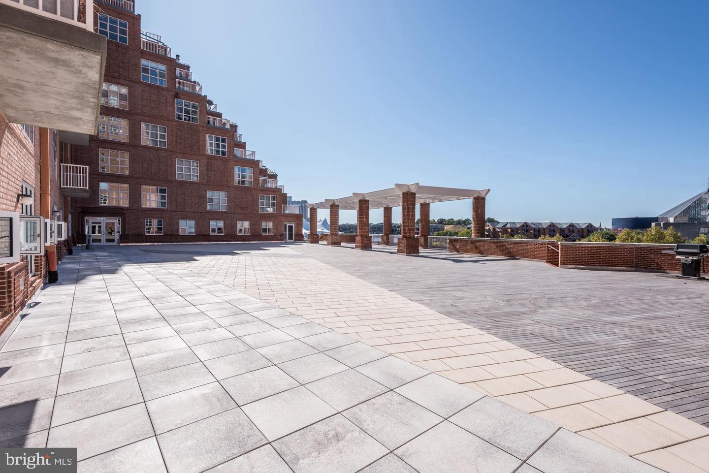 INNER HARBOR - Residential Lease