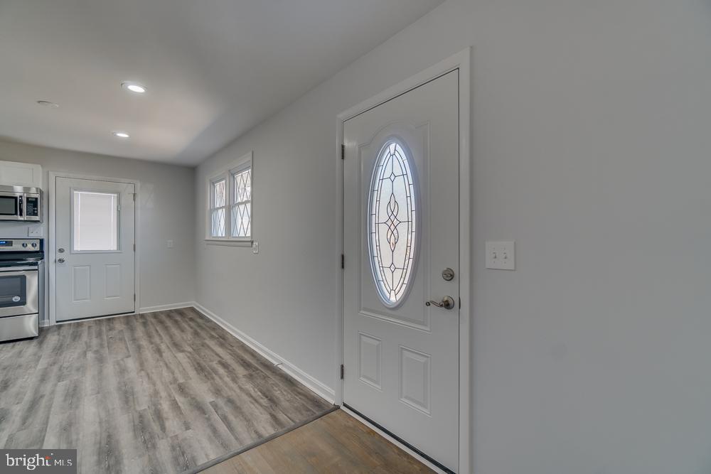 NORMANDY VILLAGE - Residential Lease