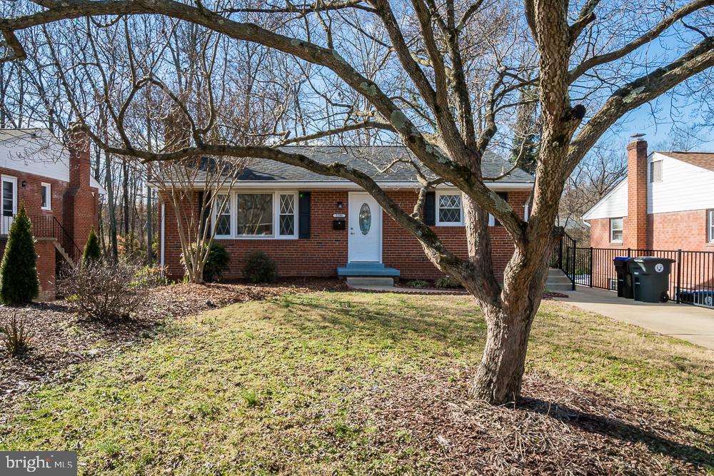 NORMANDY VILLAGE - Residential Lease