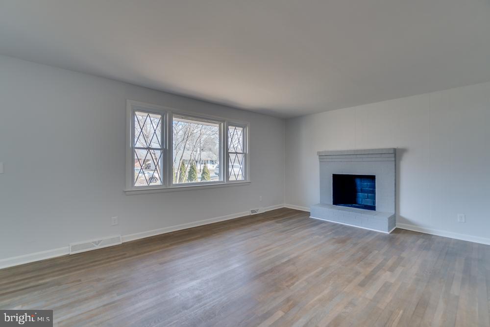 NORMANDY VILLAGE - Residential Lease